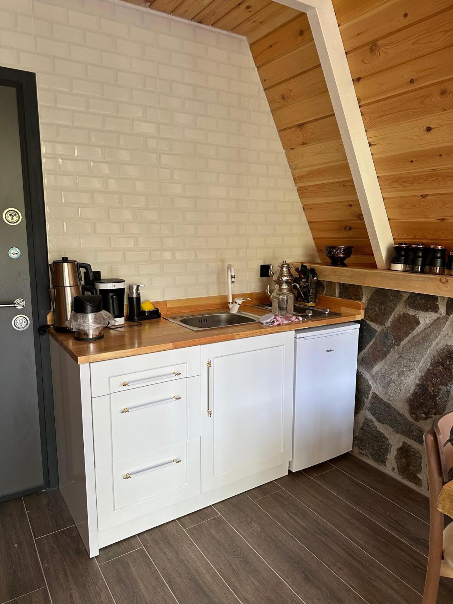 Ruby Bungalov Dogal Yasam Evleri Bed and Breakfast Pazar  Εξωτερικό φωτογραφία